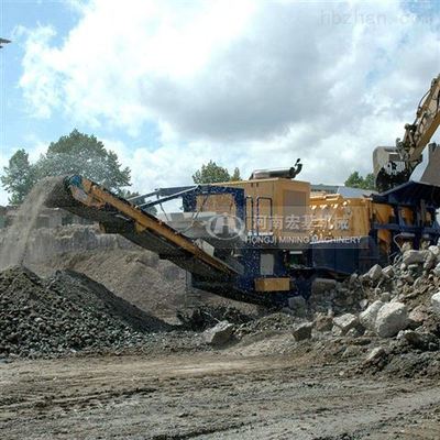 履帶式移動建筑垃圾處理設備省時又環保