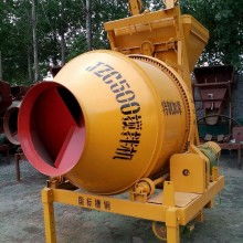  開原市金牛建筑機械廠 主營 混凝土攪拌機 水泥攪